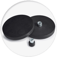 magnesy z gwintem wewnętrznym w gumie [gw]